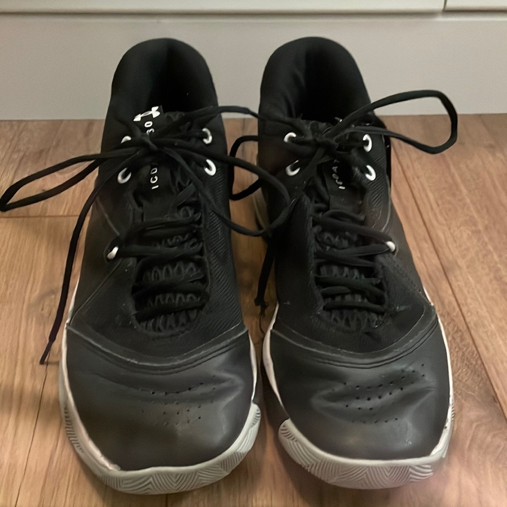Under Armour mostly black bit of white and grey size 10 women 8.5 men’s.